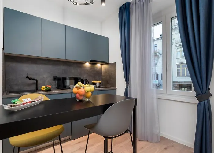Deluxe Apartments \