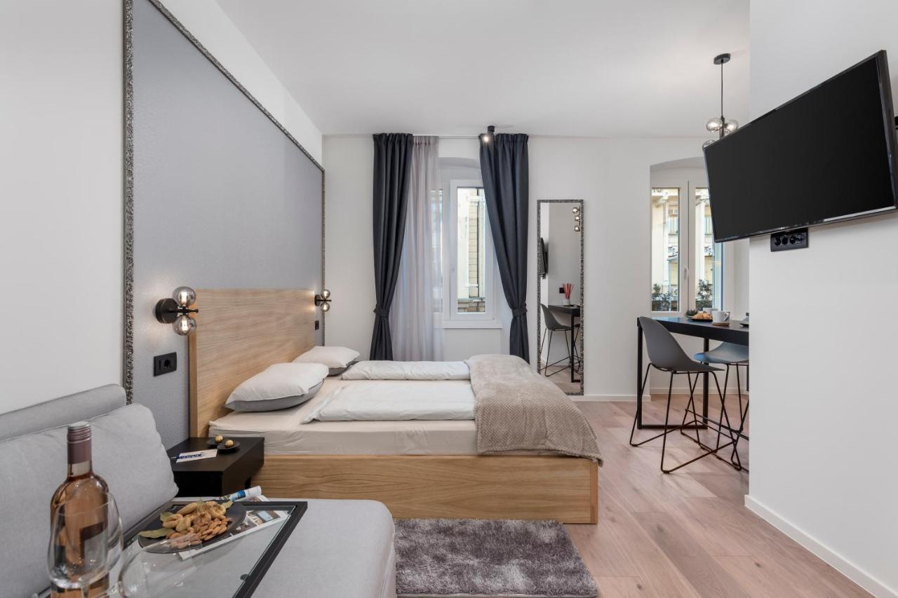 Apartment Deluxe 